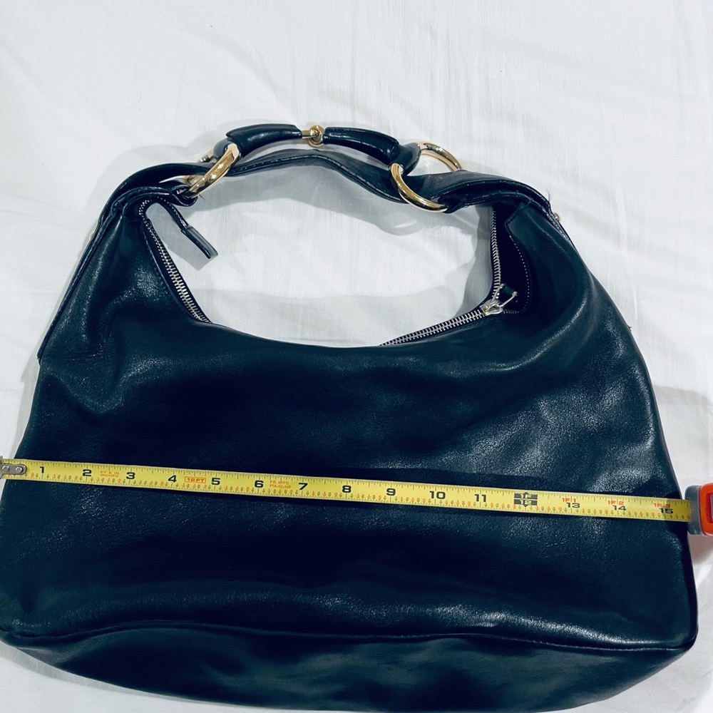 GUCCI Black Leather Medium Horsebit Hobo Shoulder Bag - Picture 12 of 14